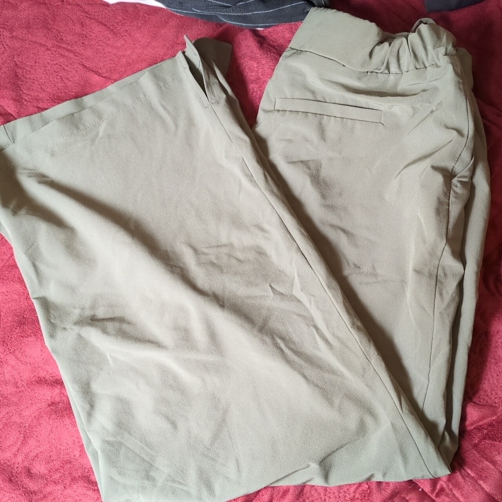Wide leg olive pants